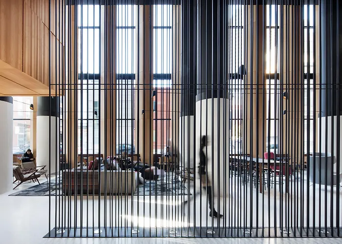 Hotel Monville Montreal